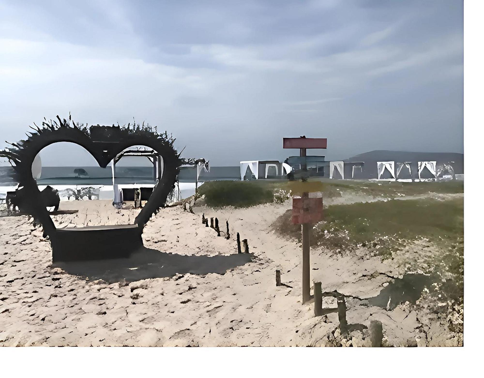 Praia Do Foguete - Suites - Aluguel Economico กาโบฟรีโอ ภายนอก รูปภาพ